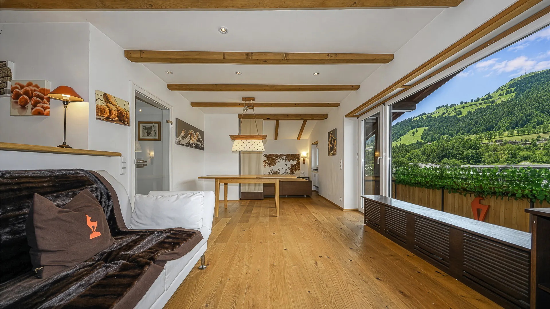 KITZIMMO-Dachgeschosswohnung im Zentrum kaufen - Immobilien Kitzbühel.-2