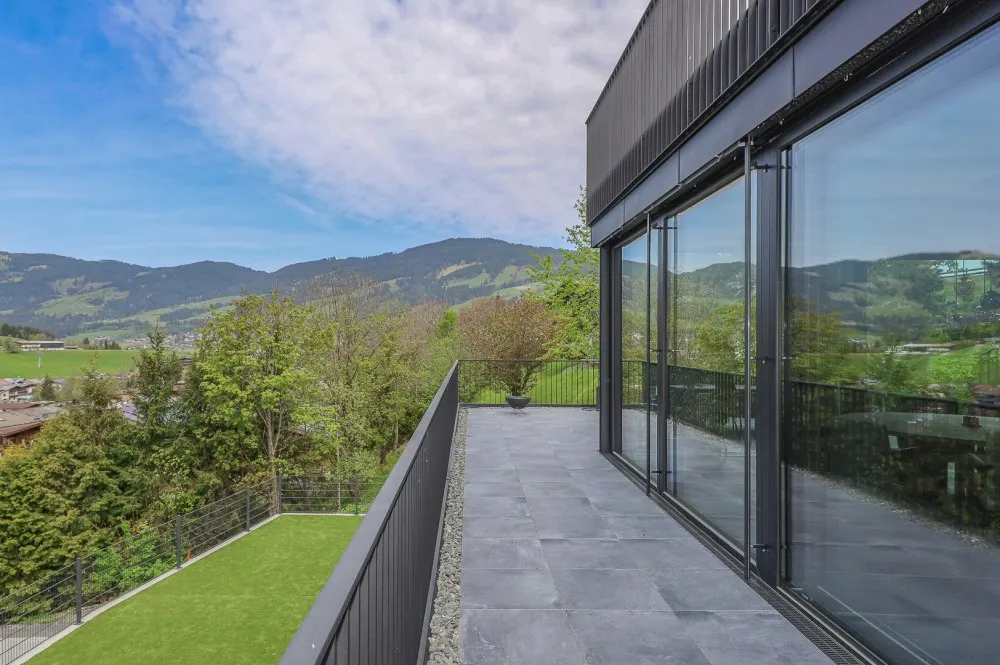 KITZIMMO-exklusive Villa in unverbaubarer Toplage kaufen - Immobilien Kirchberg.-22