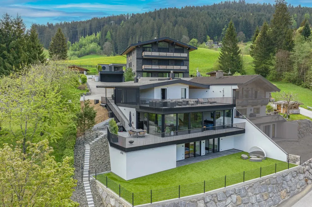 KITZIMMO-exklusive Villa in unverbaubarer Toplage kaufen - Immobilien Kirchberg.-2