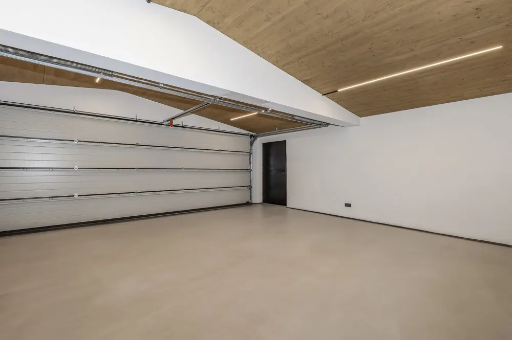 KITZIMMO-exklusive Villa in unverbaubarer Toplage kaufen - Immobilien Kirchberg.-40