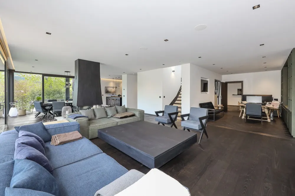 KITZIMMO-exklusive Villa in unverbaubarer Toplage kaufen - Immobilien Kirchberg.-11