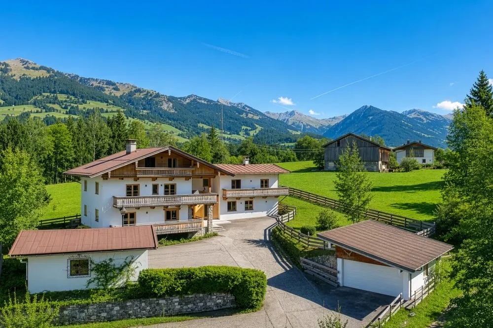 Sommerfotosderliegenschafttoplgrundstückinkitzbühel-1