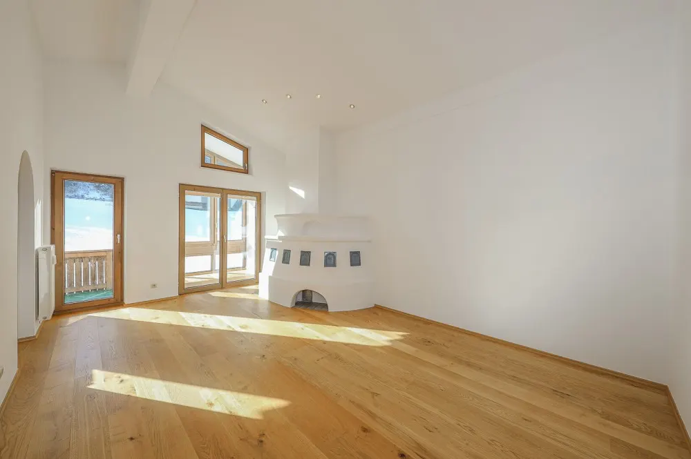 KITZIMMO-Dachgeschosswohnung am Fuße des Hahnenkamm mieten - Immobilien Kitzbühel.