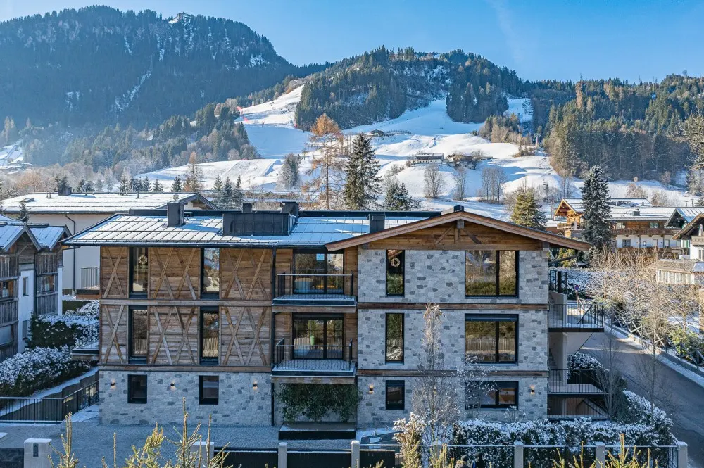 KITZIMMO-Luxus-Townhouse in zentraler Toplage kaufen - Immobilien Kitzbühel.