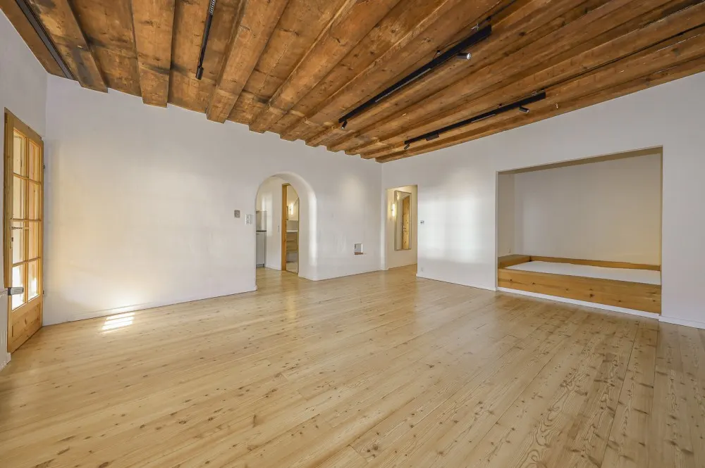 KITZIMMO-Freizeitwohnsitz in historischem Stadthaus mit Blick auf die Streif - Immobilien Kitzbühel.