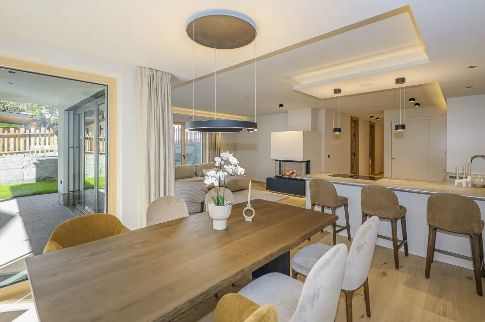 KITZIMMO-Luxuriöse Gartenwohnung mit eigenem Wellnessbereich - Immobilien Brixen.