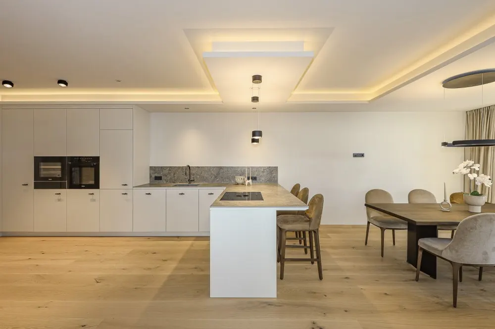 KITZIMMO-Luxuriöse Gartenwohnung mit eigenem Wellnessbereich - Immobilien Brixen.