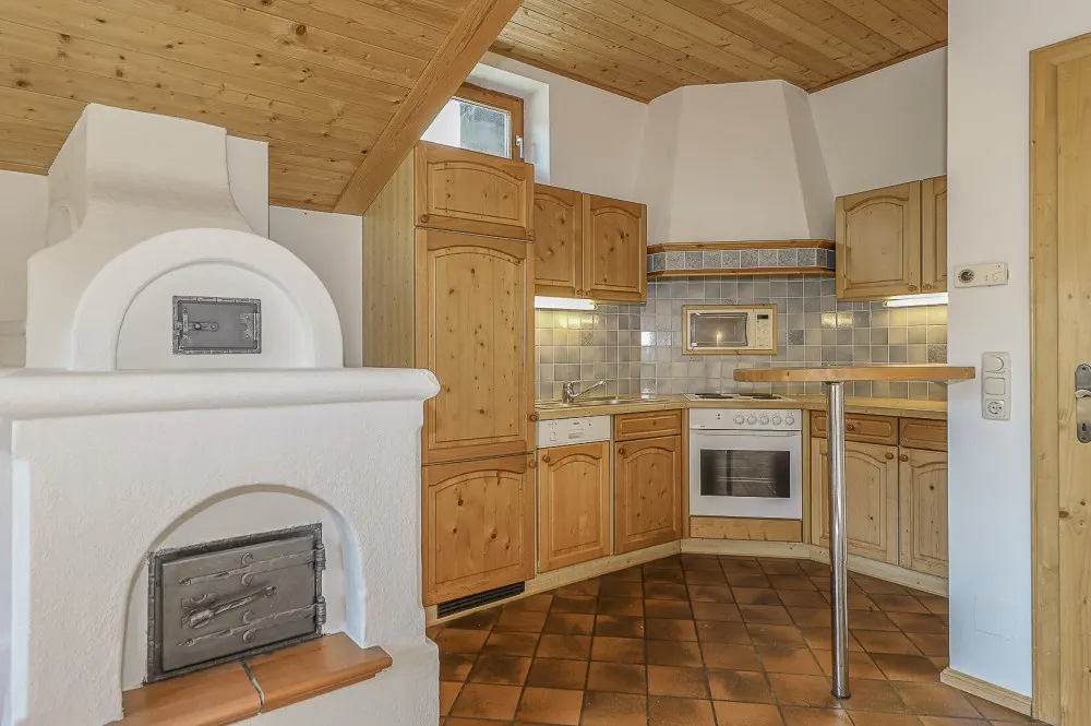 KITZIMMO-Dachgeschosswohnung in sonniger Ruhelage - Immobilien Jochberg.