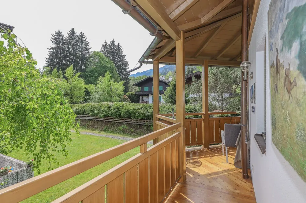 KITZIMMO-Wohnung nahe dem Schwarzsee mit Kaiser- und Hornblick - Immobilien Kitzbühel.