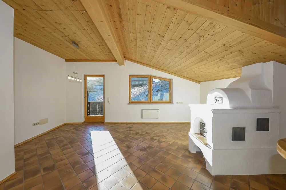 KITZIMMO-Dachgeschosswohnung in sonniger Ruhelage - Immobilien Jochberg.