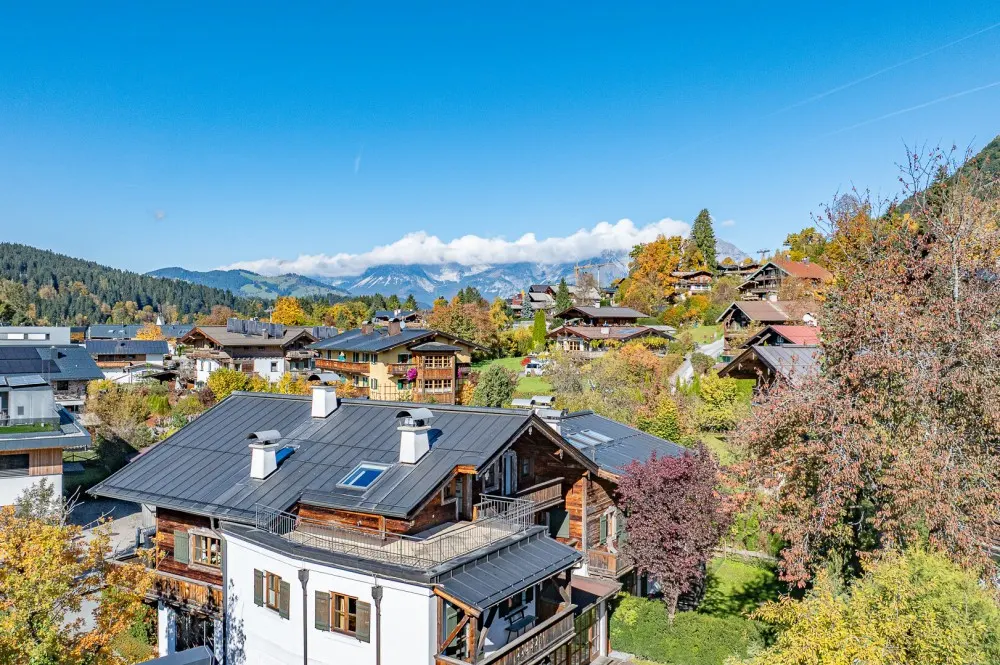 KITZIMMO-Dachgeschosswohnung in Toplage am Sonnberg kaufen - Immobilien Kitzbühel.