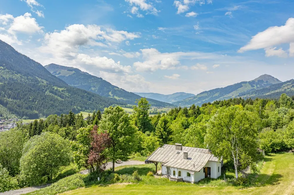 KITZIMMO-Luxuswohnungen in Top-Sonnen-Ruhelage kaufen - Immobilien Kirchberg.