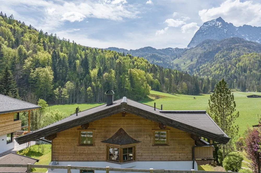 KITZIMMO-Einfamilienhaus am Fuße des Wilden Kaiser - Immobilien Kirchdorf Gasteig.