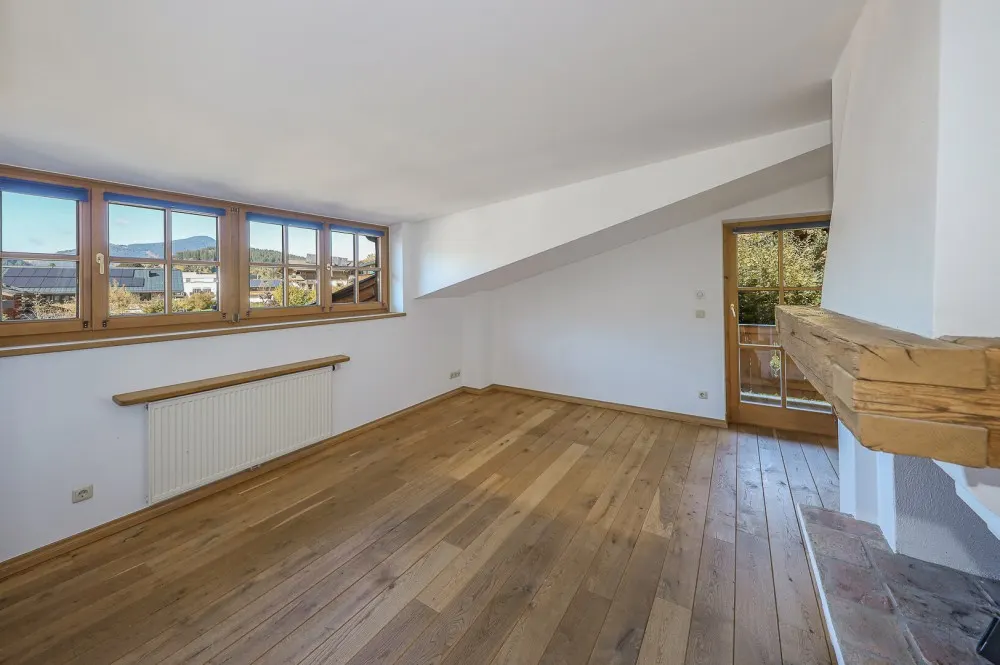 KITZIMMO-Dachgeschosswohnung in Toplage am Sonnberg kaufen - Immobilien Kitzbühel.