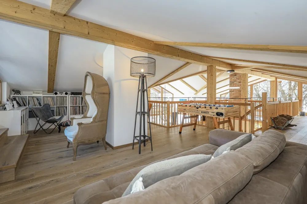 KITZIMMO-Landhausvilla in traumhafter Ruhe- und Aussichtslage - Immobilien Aurach.