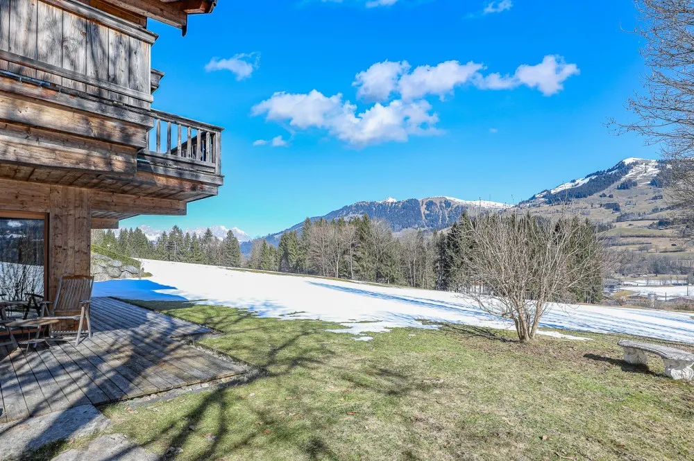 KITZIMMO-Landhausvilla in traumhafter Ruhe- und Aussichtslage - Immobilien Aurach.