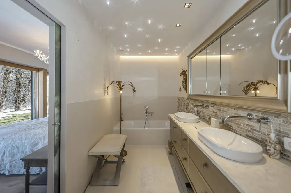 KITZIMMO-Landhausvilla in traumhafter Ruhe- und Aussichtslage - Immobilien Aurach.