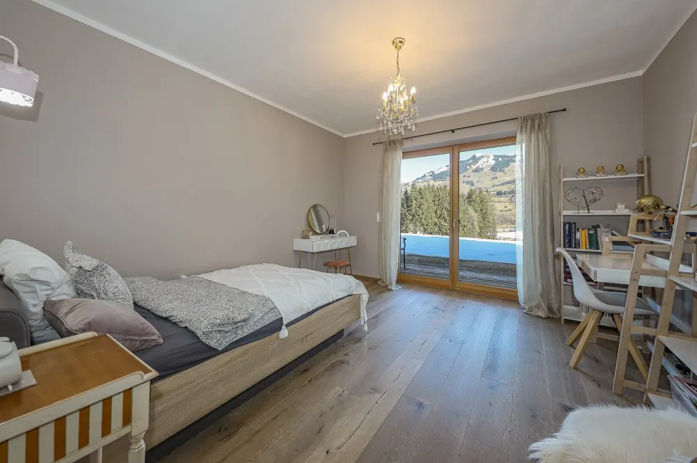 KITZIMMO-Landhausvilla in traumhafter Ruhe- und Aussichtslage - Immobilien Aurach.