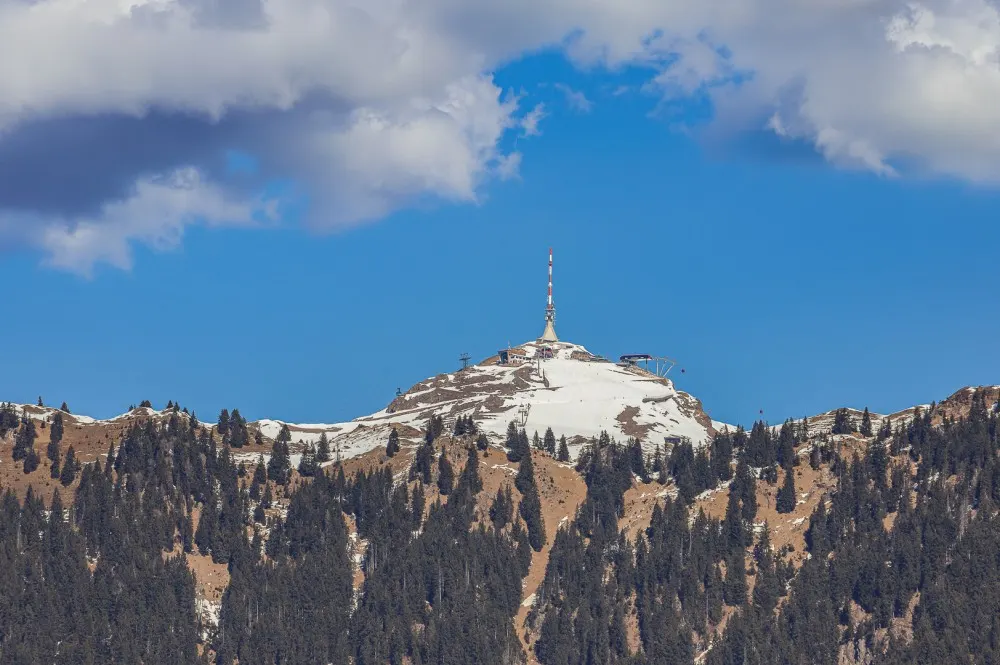 KITZIMMO-Landhausvilla in traumhafter Ruhe- und Aussichtslage - Immobilien Aurach.