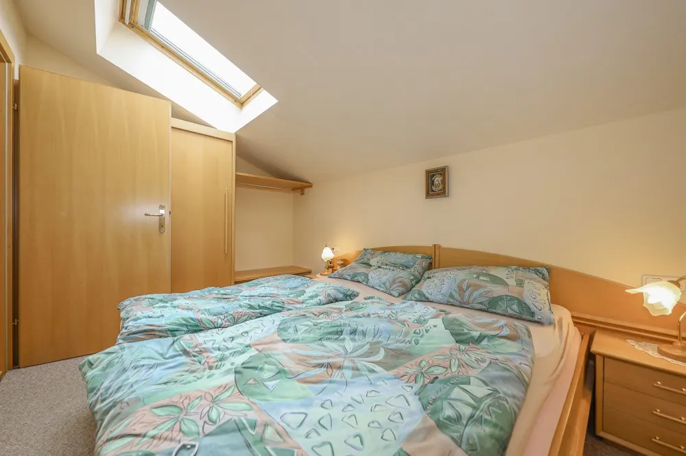 KITZIMMO-Dachgeschosswohnung mit Kaiserblick - Immobilien Aurach.