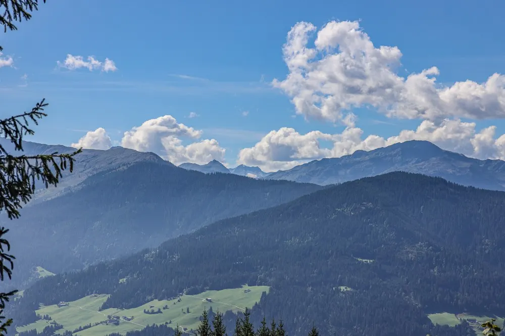KITZIMMO-Berghütte in Alleinlage in den Kitzbüheler Alpen kaufen.