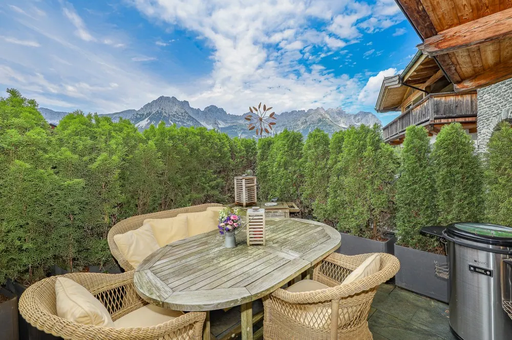 KITZIMMO-Exklusive Wohnung in luxuriöser Anlage mit Indoorpool kaufen - Immobilien Ellmau.