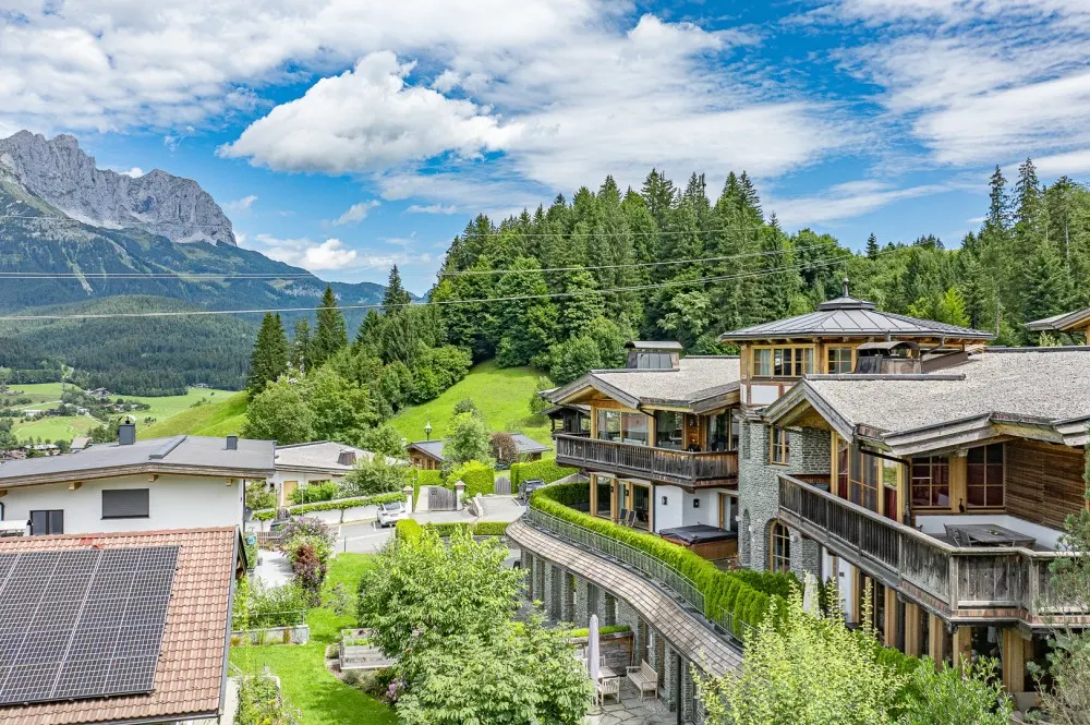 KITZIMMO-Exklusive Wohnung in luxuriöser Anlage mit Indoorpool kaufen - Immobilien Ellmau.