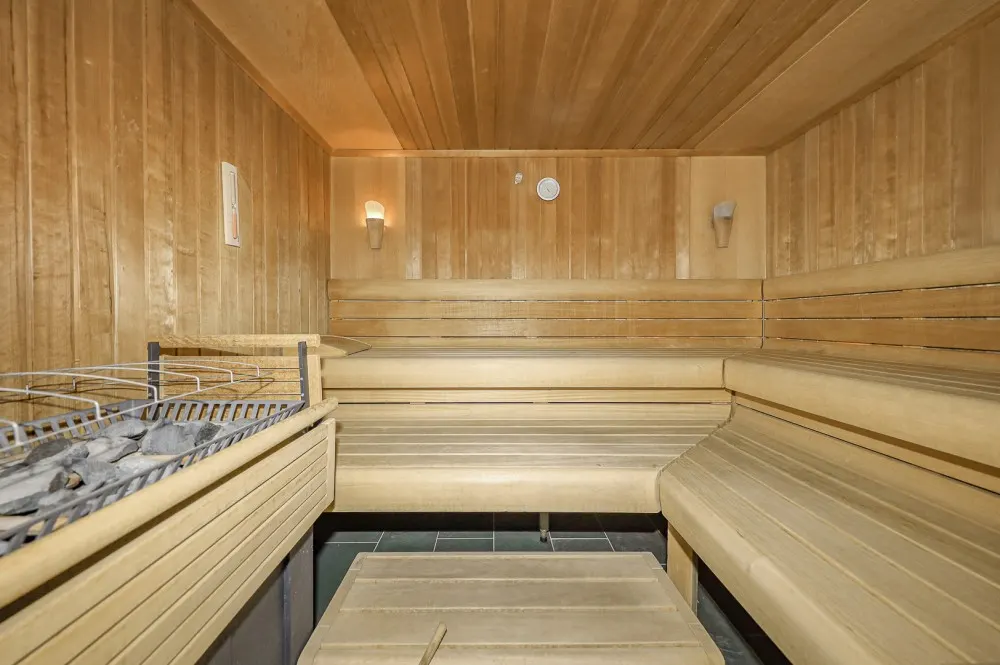 KITZIMMO-Exklusive Wohnung in luxuriöser Anlage mit Indoorpool kaufen - Immobilien Ellmau.