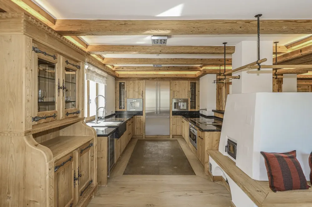 KITZIMMO-Exklusive Luxusvilla mit Freizeitwohnsitz auf der Bichlalm - Immobilien Kitzbühel.