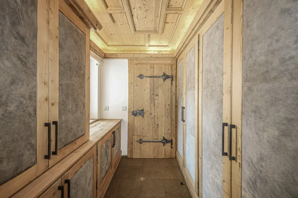 KITZIMMO-Exklusive Luxusvilla mit Freizeitwohnsitz auf der Bichlalm - Immobilien Kitzbühel.