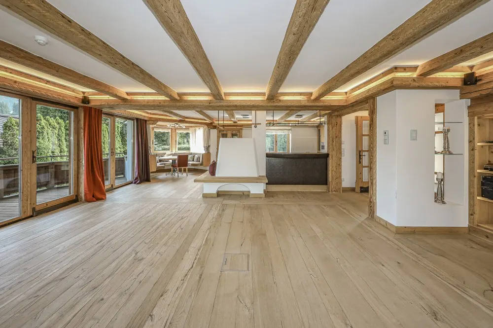 KITZIMMO-Exklusive Luxusvilla mit Freizeitwohnsitz auf der Bichlalm - Immobilien Kitzbühel.