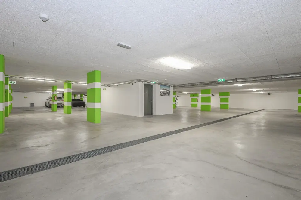 KITZIMMO-Exklusives Büro mit Wohnung kaufen - Immobilien Kirchberg.