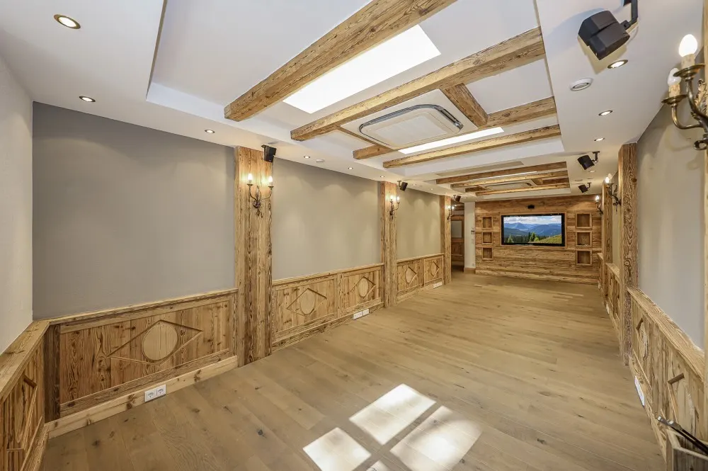 KITZIMMO-Exklusives Büro in der Innenstadt mieten - Immobilien Kitzbühel.