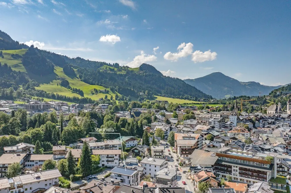 KITZIMMO-Luxuriöse Stadtvilla im Herzen von Kitzbühel kaufen - Immobilien KITZIMMO.
