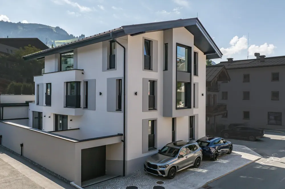 KITZIMMO-Luxuriöse Stadtvilla im Herzen von Kitzbühel kaufen - Immobilien KITZIMMO.