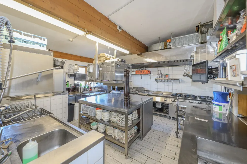 KITZIMMO-Après-Ski & Gastgewerbebetrieb in Toplage an der Skipiste Fieberbrunn kaufen.-16