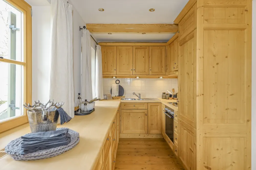 KITZIMMO-Exklusives Landhaus mit Pool in bester Lage - Immobilien Kitzbühel.