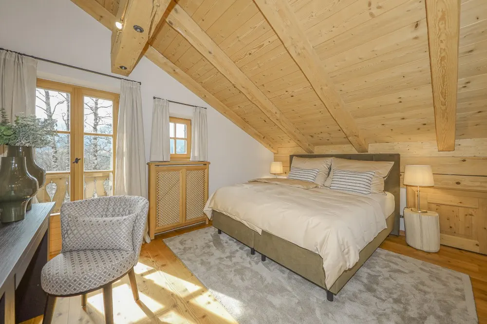 KITZIMMO-Exklusives Landhaus mit Pool in bester Lage - Immobilien Kitzbühel.