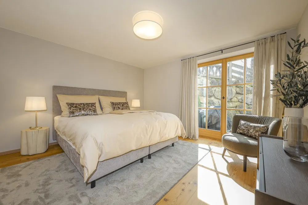 KITZIMMO-Exklusives Landhaus mit Pool in bester Lage - Immobilien Kitzbühel.