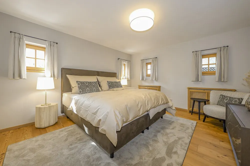 KITZIMMO-Exklusives Landhaus mit Pool in bester Lage - Immobilien Kitzbühel.