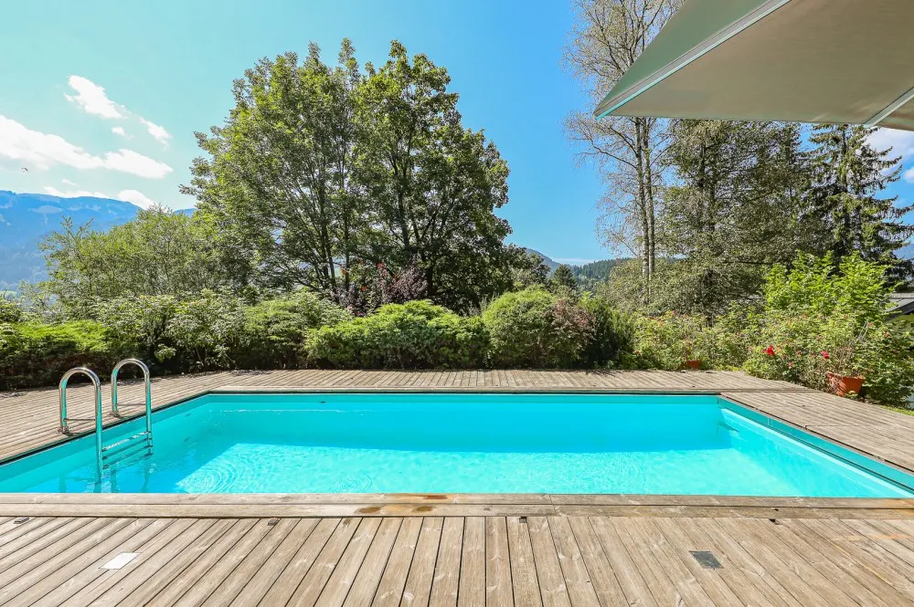 KITZIMMO-Exklusives Landhaus mit Pool in bester Lage - Immobilien Kitzbühel.