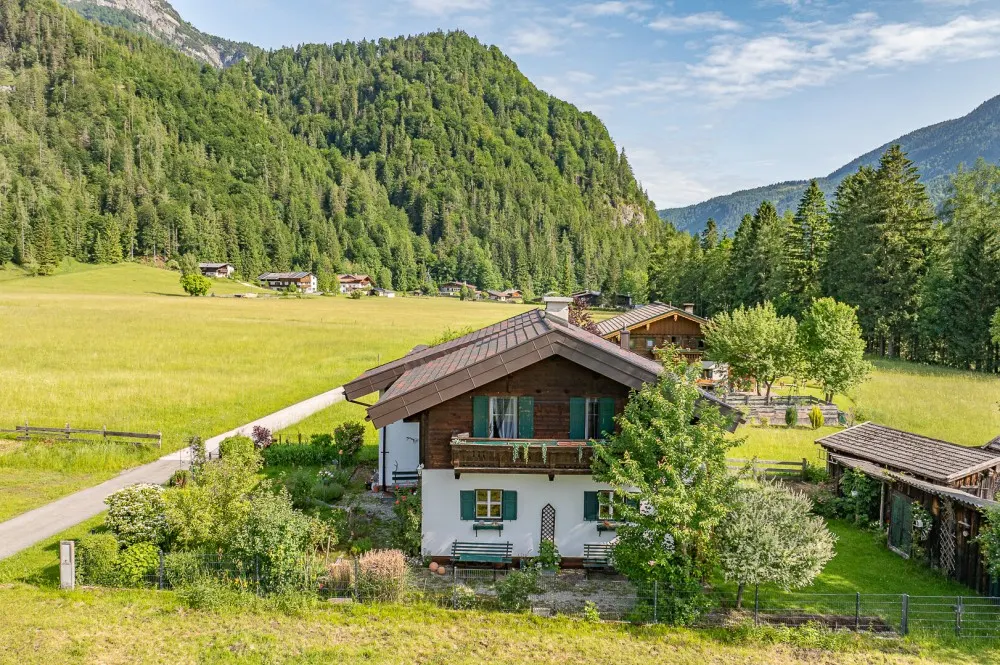 KITZIMMO-Haus in idyllischer Ruhelage kaufen - Immobilien Kirchdorf in Tirol.