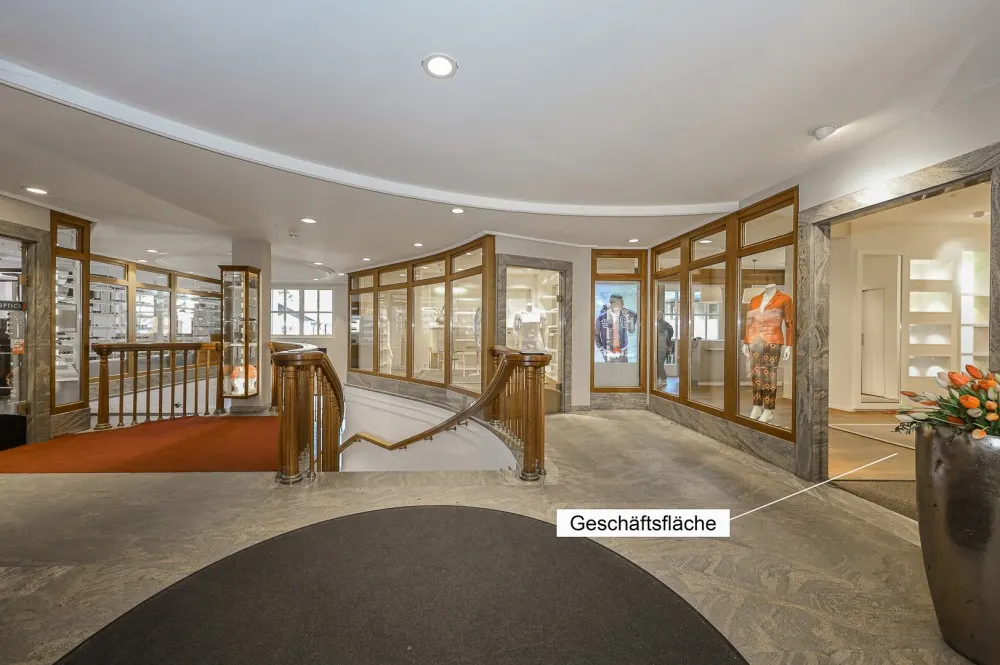 KITZIMMO-Exklusive Geschäftsfläche in der Innenstadt mieten - Immobilien Kitzbühel.
