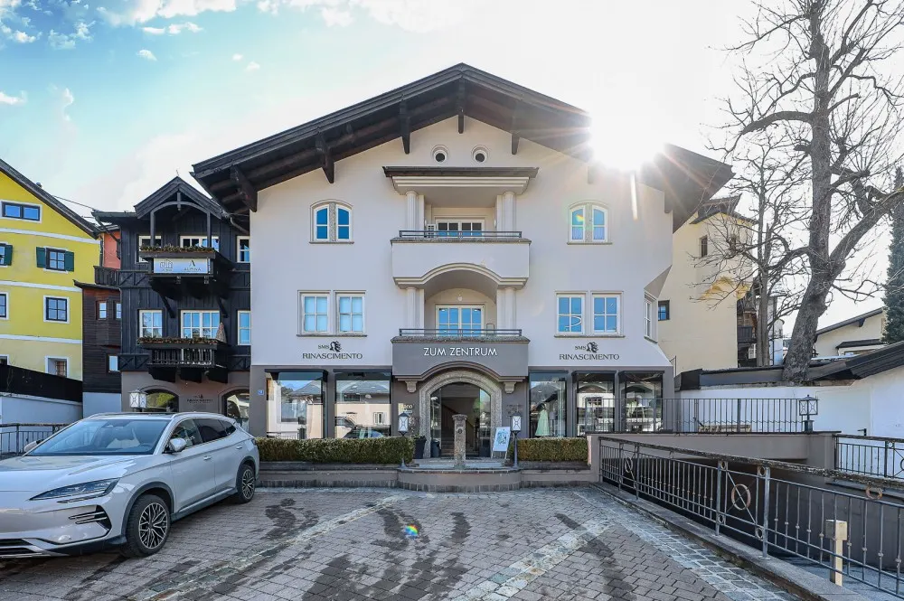 KITZIMMO-Exklusive Geschäftsfläche in der Innenstadt mieten - Immobilien Kitzbühel.