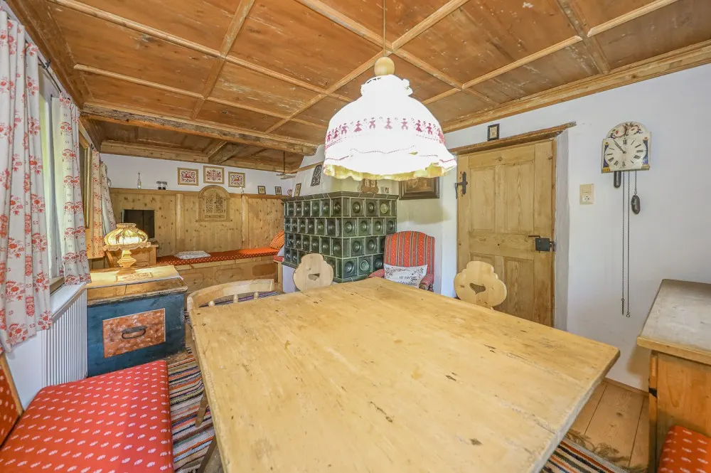 KITZIMMO-Historisches Bauernhaus in traumhafter Lage kaufen - Immobilien Erpfendorf.