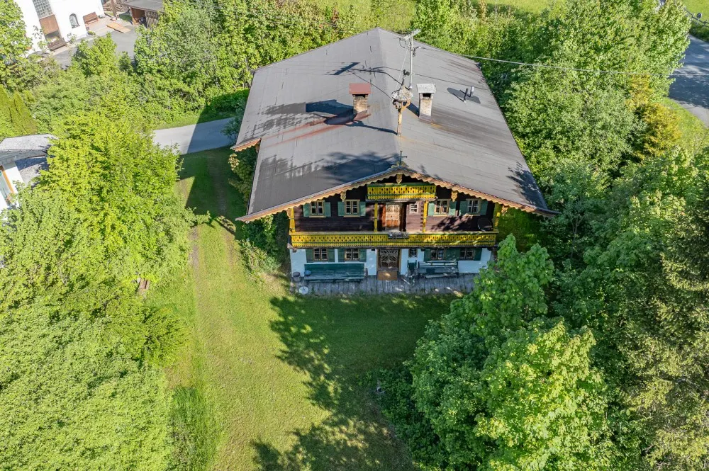 KITZIMMO-Historisches Bauernhaus in traumhafter Lage kaufen - Immobilien Erpfendorf.