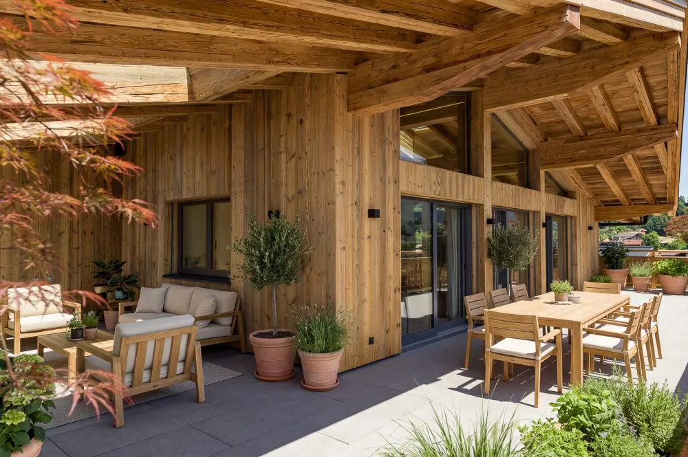 KITZIMMO-Luxuspenthouse sonniger Toplage mit Panorama-Ausblick - Immobilien Brixen.