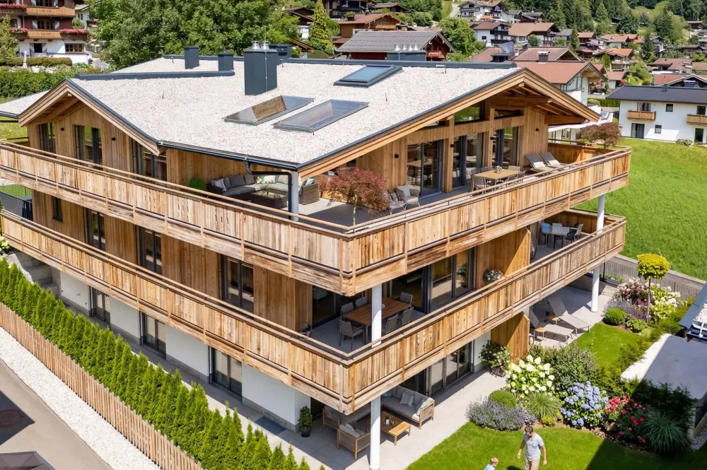 KITZIMMO-Luxuspenthouse sonniger Toplage mit Panorama-Ausblick - Immobilien Brixen.