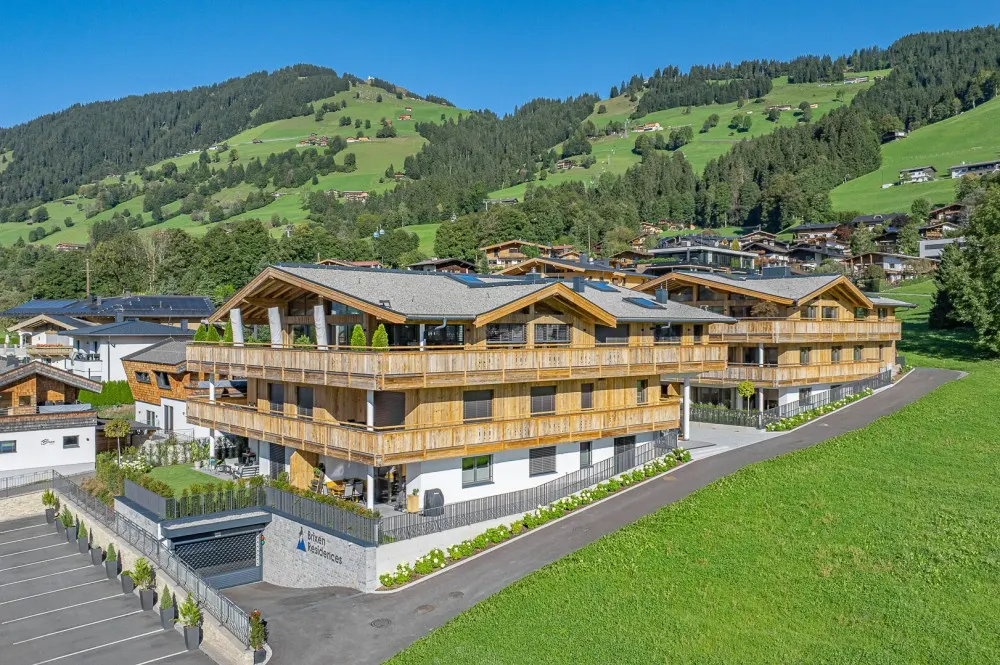 KITZIMMO-Luxuspenthouse sonniger Toplage mit Panorama-Ausblick - Immobilien Brixen.