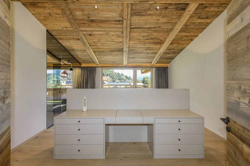 KITZIMMO-Luxuspenthouse sonniger Toplage mit Panorama-Ausblick - Immobilien Brixen.